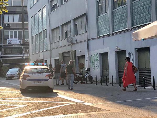 Ισχυρή έκρηξη στα δικαστήρια της Λάρισας [Εικόνες]