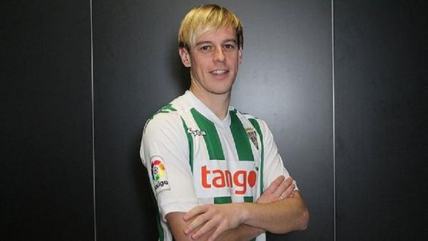 Super League 1 : Χάλασε η μεταγραφή Λάρα στον Βόλο