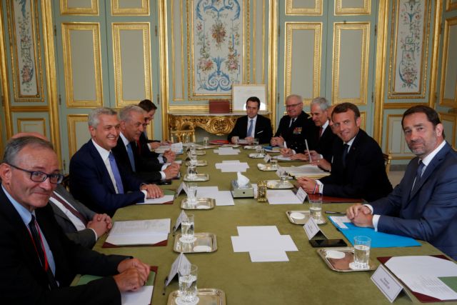 Συνάντηση Αβραμόπουλου – Μακρόν για τη μετανάστευση