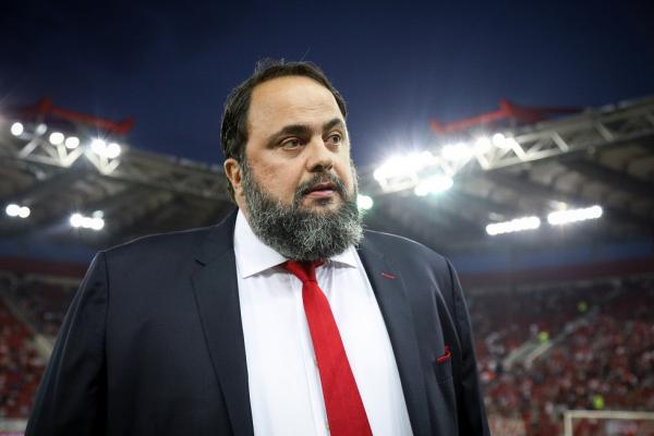 Η πανηγυρική φωτογραφία Μαρινάκη στα επίσημα [Εικόνα]