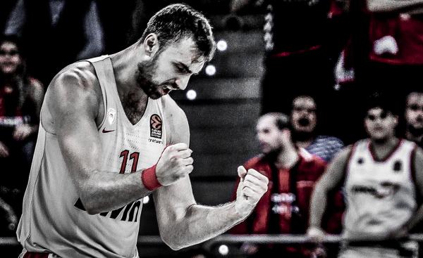 Ατζέντης Μιλουτίνοφ : «Αν μείνει στον Ολυμπιακό, θα δώσει το 100%»