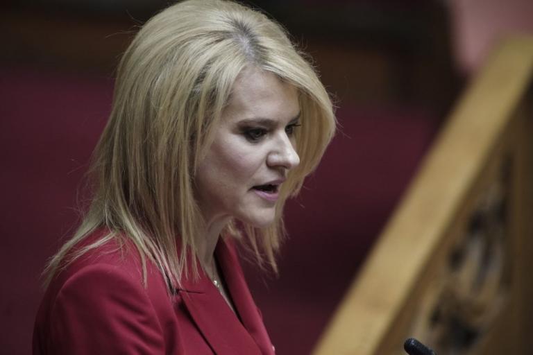 Πρώτο «αντάρτικο» : Υπέρ της κατάργησης του πανεπιστημιακού ασύλου η Τζάκρη