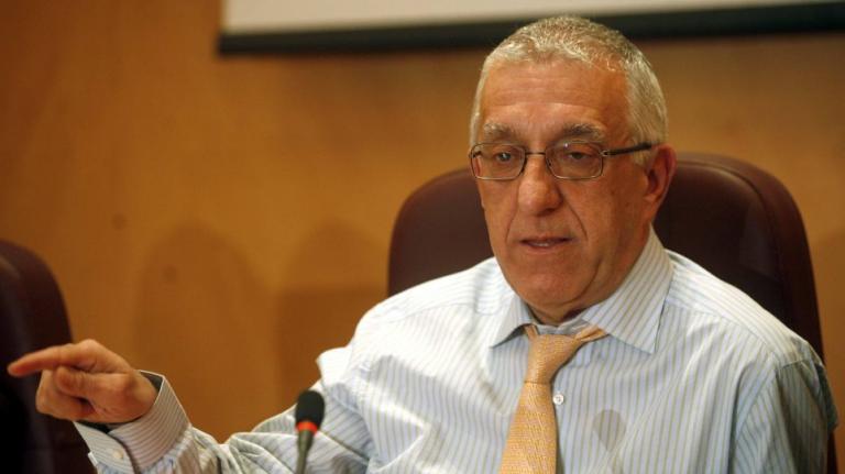 Νικήτας Κακλαμάνης στο in.gr: «Πολιτικά λήμματα και… λύματα»