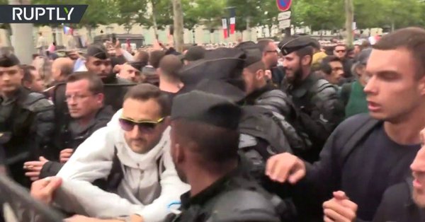 Γαλλία: Βίαια επεισόδια την Ημέρα της Βαστίλης - Πάνω από 150 συλλήψεις