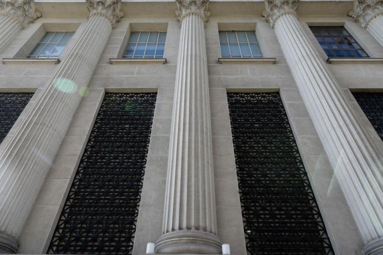 «Bonus» στους συνεπείς δανειολήπτες – Οι τράπεζες χαρίζουν τόκους στους καλοπληρωτές