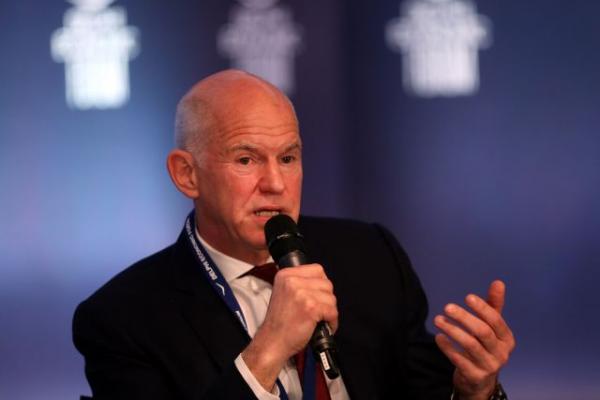 Κλειστό το εκλογικό κέντρο που θα ψήφιζε ο Γιώργος Παπανδρέου