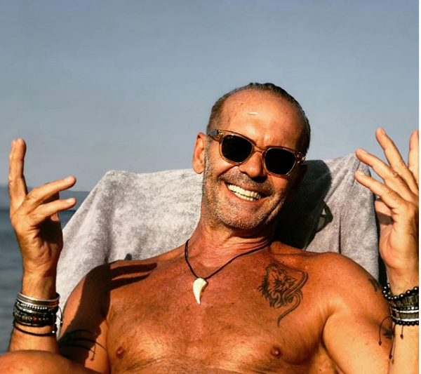 Πέτρος Κωστόπουλος: «Θέλει η πουτ@ν@ να κρυφτεί»