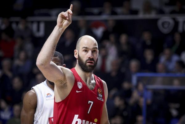 Ο Σπανούλης του 2010… μαρκάρει τον Βασίλη του 2019