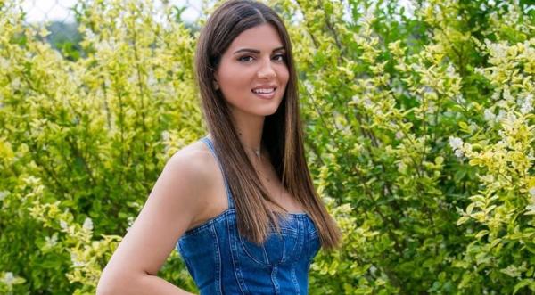 Σταματίνα Τσιμτσιλή: Στην Πάρο με τα παιδιά της