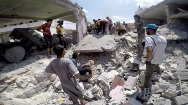 Σφοδροί βομβαρδισμοί με 11 άμαχους νεκρούς στη ΒΔ Συρία