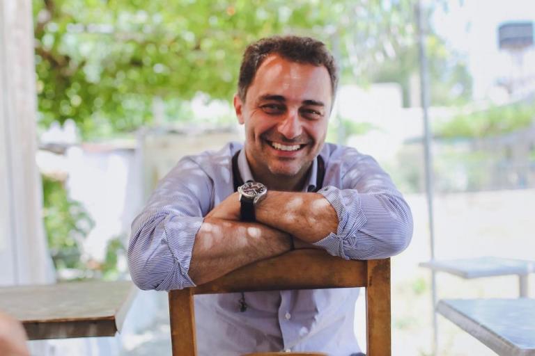 Το viral βίντεο υποψήφιου βουλευτή με… Καζαντζίδη