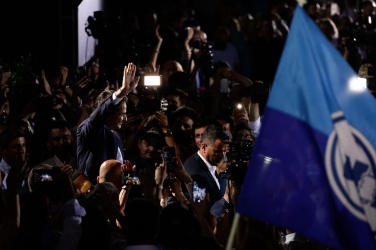 Τη σαρωτική νίκη της Νέας Δημοκρατίας σχολιάζει ο διεθνής Τύπος