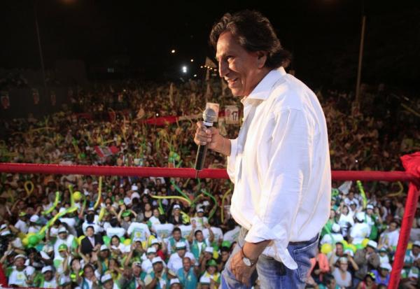 Τυφώνας Odebrecht : Συνέλαβαν τον πρώην πρόεδρο του Περού Αλεχάντρο Τολέδο