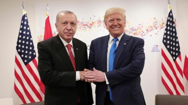 Ο Τραμπ δικαιολογεί τον Ερντογάν για τους S-400 καθώς για όλα «φταίει ο Ομπάμα»