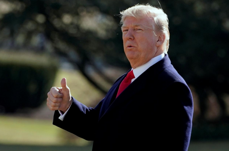 ΗΠΑ: Κέρδη και απώλειες για τον Τραμπ μετά τις ξενοφοβικές επιθέσεις του