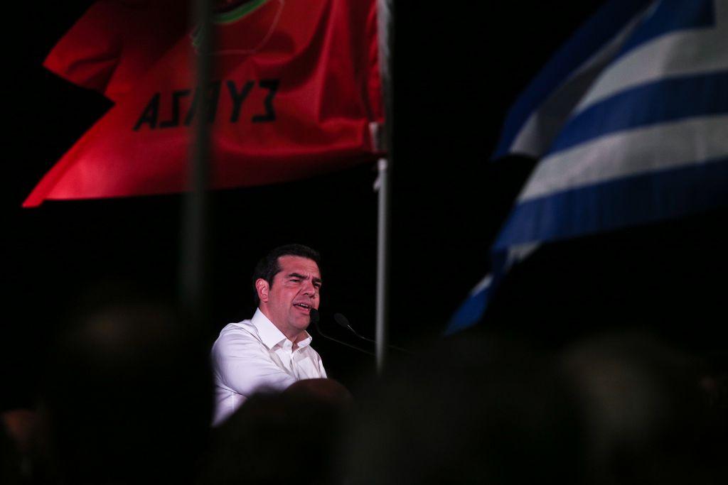 Πανικός Τσίπρα ενόψει της νέας συντριβής – Βυθίζεται ο ΣΥΡΙΖΑ, ανοίγει η «ψαλίδα» με ΝΔ