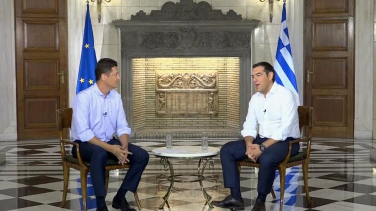 Ξενάγηση Τσίπρα στο Μαξίμου – Το τασάκι με τον Τσε  και η «εξομολόγηση» για τη Μπέτυ