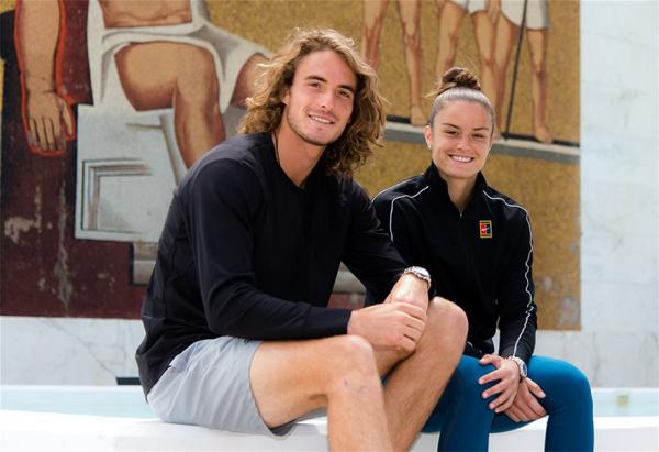 Τι απαντάει η Σάκκαρη για τη σχέση της με τον Τσιτσιπά