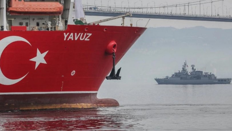 Συνοδεία του τουρκικού στόλου τα γεωτρύπανα στο Αιγαίο