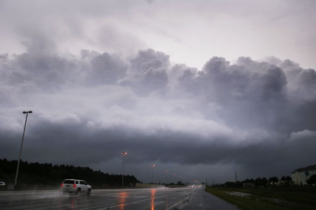 Σφοδρές βροχοπτώσεις και πλημμύρες πλήττουν τις ΗΠΑ