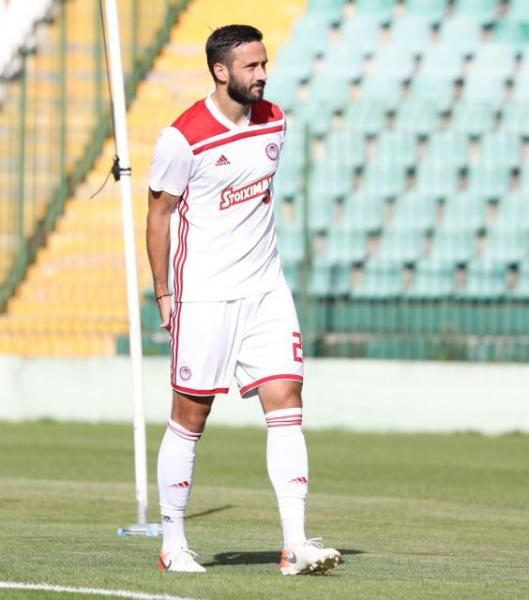 Ολυμπιακός : Ανησυχία για Βούκοβιτς, αποχώρησε τραυματίας