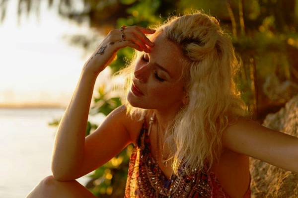 Τζος Στόουν: Με απέλασαν από το Ιράν