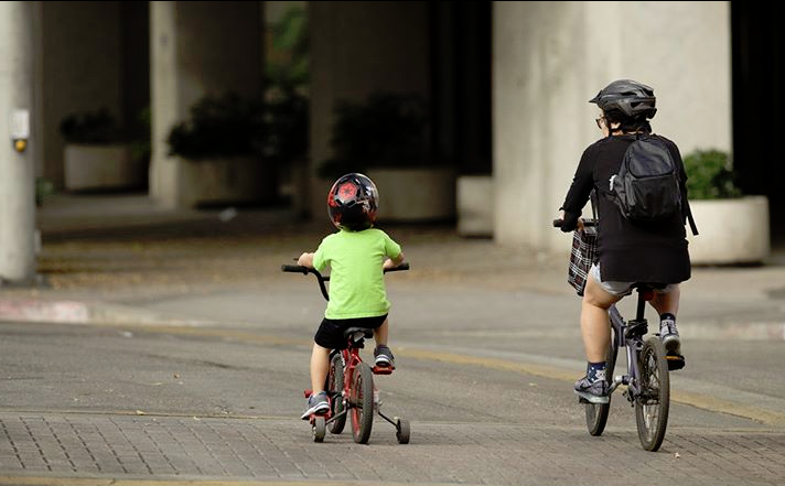 «Το κύμα»: Η νέα σήμανση για τους ποδηλάτες του Λος Άντζελες