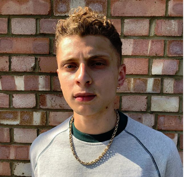 Φωτογραφικό βιβλίο αφιερωμένο στον Blondey McCoy