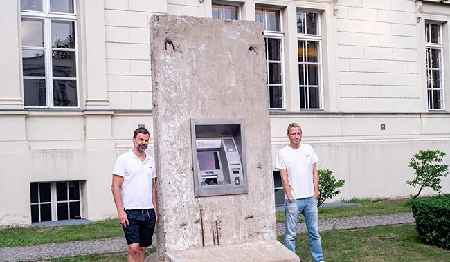 Ένα διαφορετικό «Άγαλμα της Ελευθερίας» στο Βερολίνο
