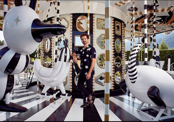 Ένα καρουσέλ με 15 εκατομμύρια διαμάντια