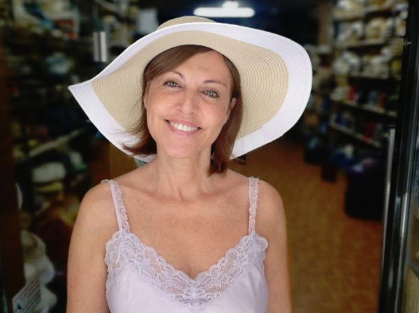 Αλεξάνδρα Παλαιολόγου: Ποζάρει με μαγιό και βατραχοπέδιλα