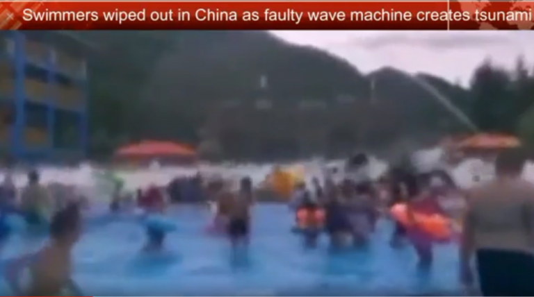Τσουνάμι σε… πισίνα που κόβει την ανάσα