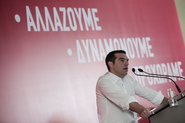 Επαφές Τσίπρα με τη Νεολαία ΣΥΡΙΖΑ ενόψει… διεύρυνσης