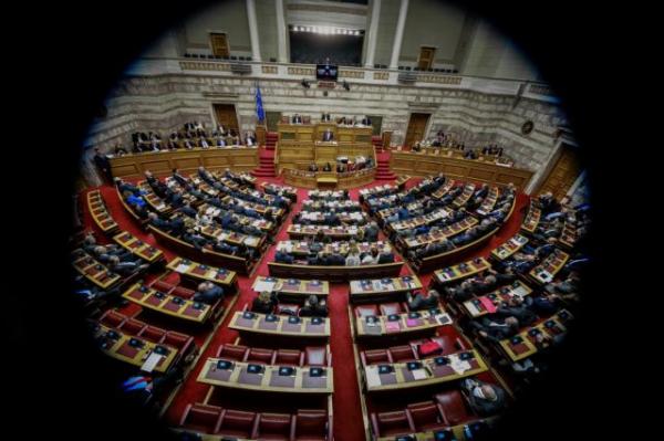 Τι αλλάζει σε ΕΝΦΙΑ και 120 δόσεις – Ποιοι κερδίζουν από τις αλλαγές στο φορολογικό νομοσχέδιο