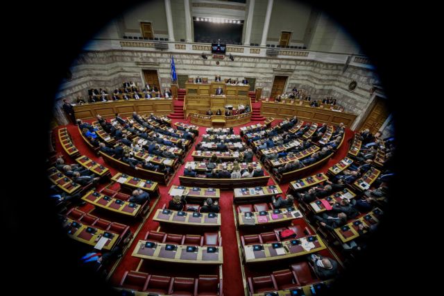 Τι αλλάζει σε ΕΝΦΙΑ και 120 δόσεις – Ποιοι κερδίζουν από τις αλλαγές στο φορολογικό νομοσχέδιο