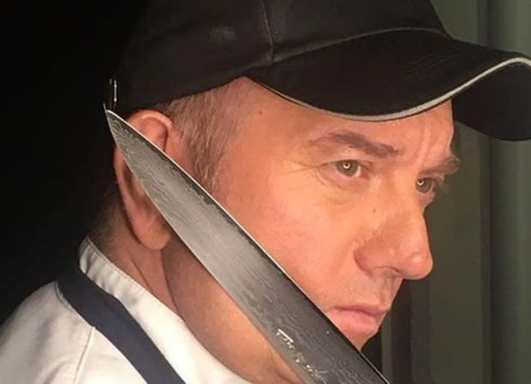 Έξαλλος ο Έκτορας Μποτρίνι: Άι σιχτίρ μάγειρες της σακούλας