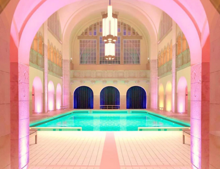 Τα σκηνικά του Wes Anderson στην πραγματική ζωή