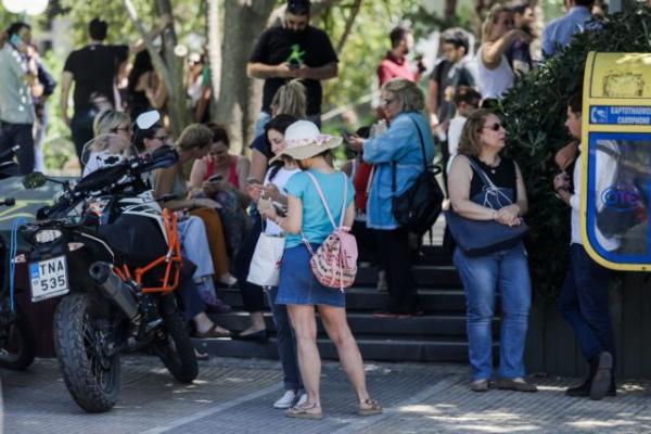 Σεισμός στην Αθήνα: Οδηγίες στους τουρίστες από το υπ. Τουρισμού