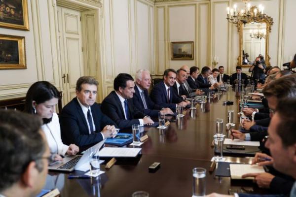 Έτσι θα ονομάζεται η νέα αίθουσα του υπουργικού συμβουλίου στο Μαξίμου