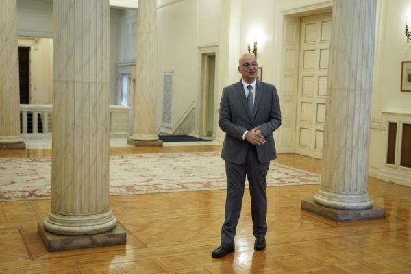 Εκτάκτως στον Νίκο Δένδια ο τούρκος πρέσβης – Τι του είπε ο Ελληνας ΥΠΕΞ