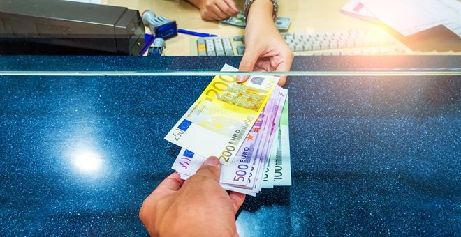 Η ασυλία σε μπαταχτσήδες και «προύχοντες»