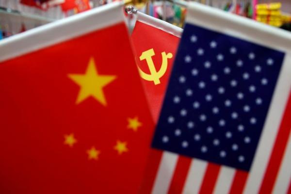 Κλιμακώνεται ο εμπορικός πόλεμος ΗΠΑ με Κίνα – Τι σημαίνει για την παγκόσμια οικονομία