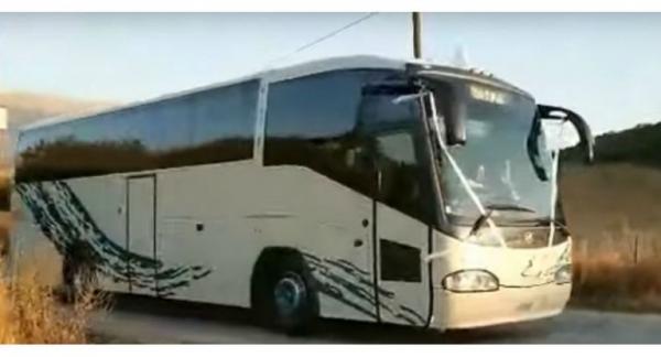 Γαμπρός έφτασε στην εκκλησία συνοδεία 20 ΚΤΕΛ