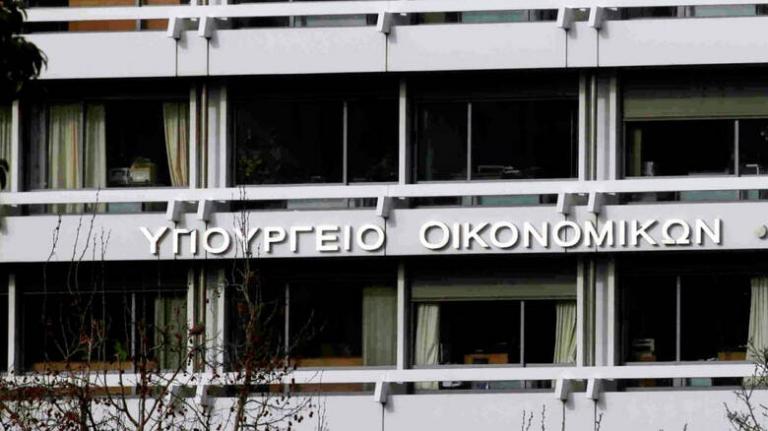 «Σφραγίζεται» τον Σεπτέμβριο το σχέδιο για τις φοροελαφρύνσεις – Τα όπλα της κυβέρνησης