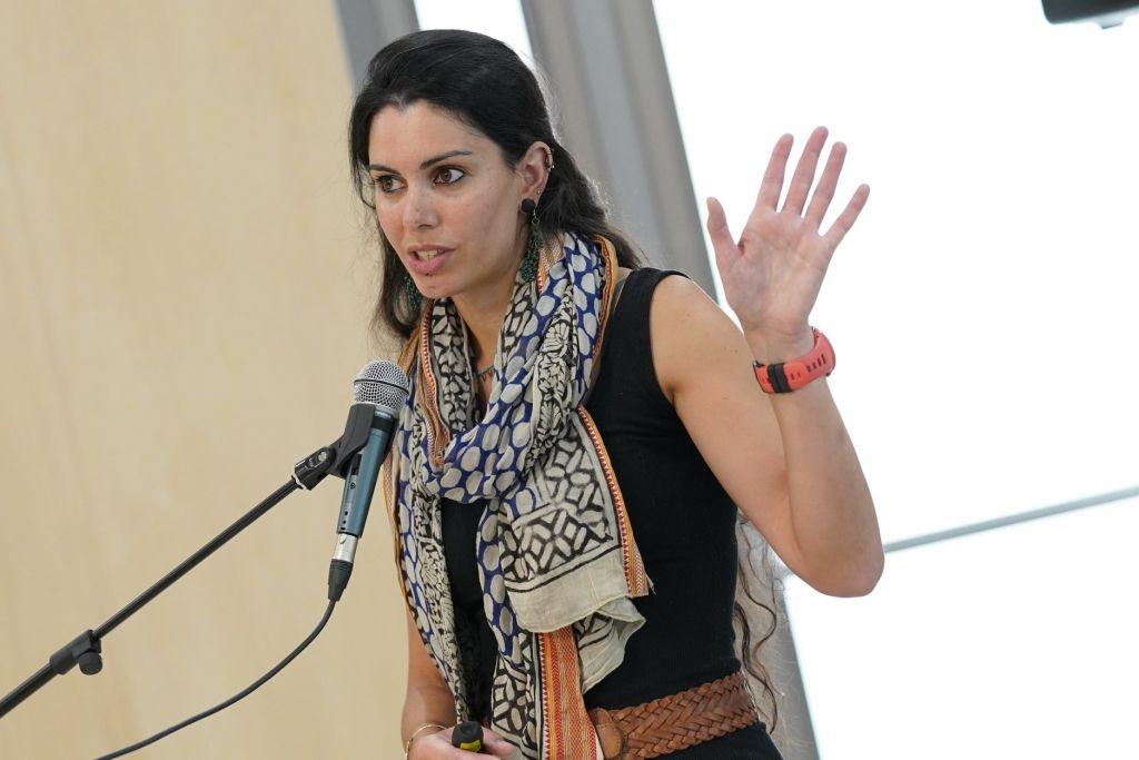 Νέα τροπή στο θρίλερ της Ικαρίας – Εντοπίστηκαν κηλίδες αίματος στο κρεβάτι