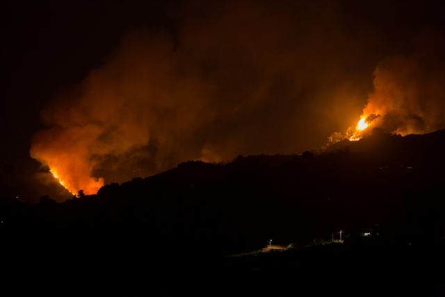 Γκραν Κανάρια: Οριοθετήθηκε η φωτιά - Χιλιάδες οι πυρόπληκτοι