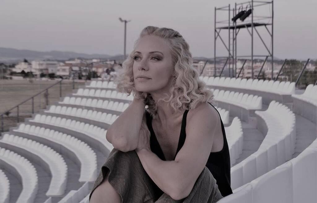 Ζέτα Μακρυπούλια: Η φωτογραφία – έκπληξη από τις διακοπές της