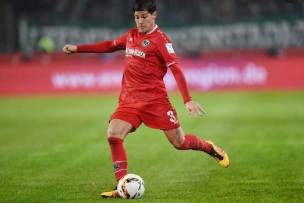 Δεν προχωράει του Αλμπορνόζ στον ΠΑΟΚ