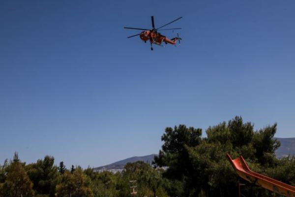 Μεγάλη φωτιά στον Ασπρόπυργο