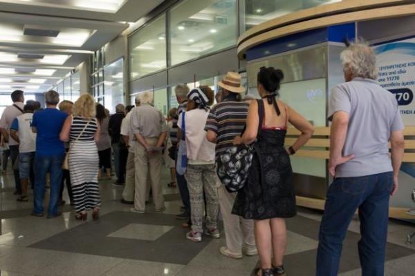 Τέλος οι ουρές – Ηλεκτρονική διασύνδεση της ΑΑΔΕ με υπηρεσίες του Δημοσίου